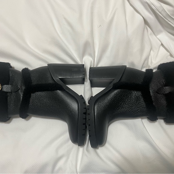 Coach black leather boot - Picture 6 of 10